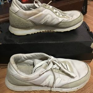 Créame and white new balances